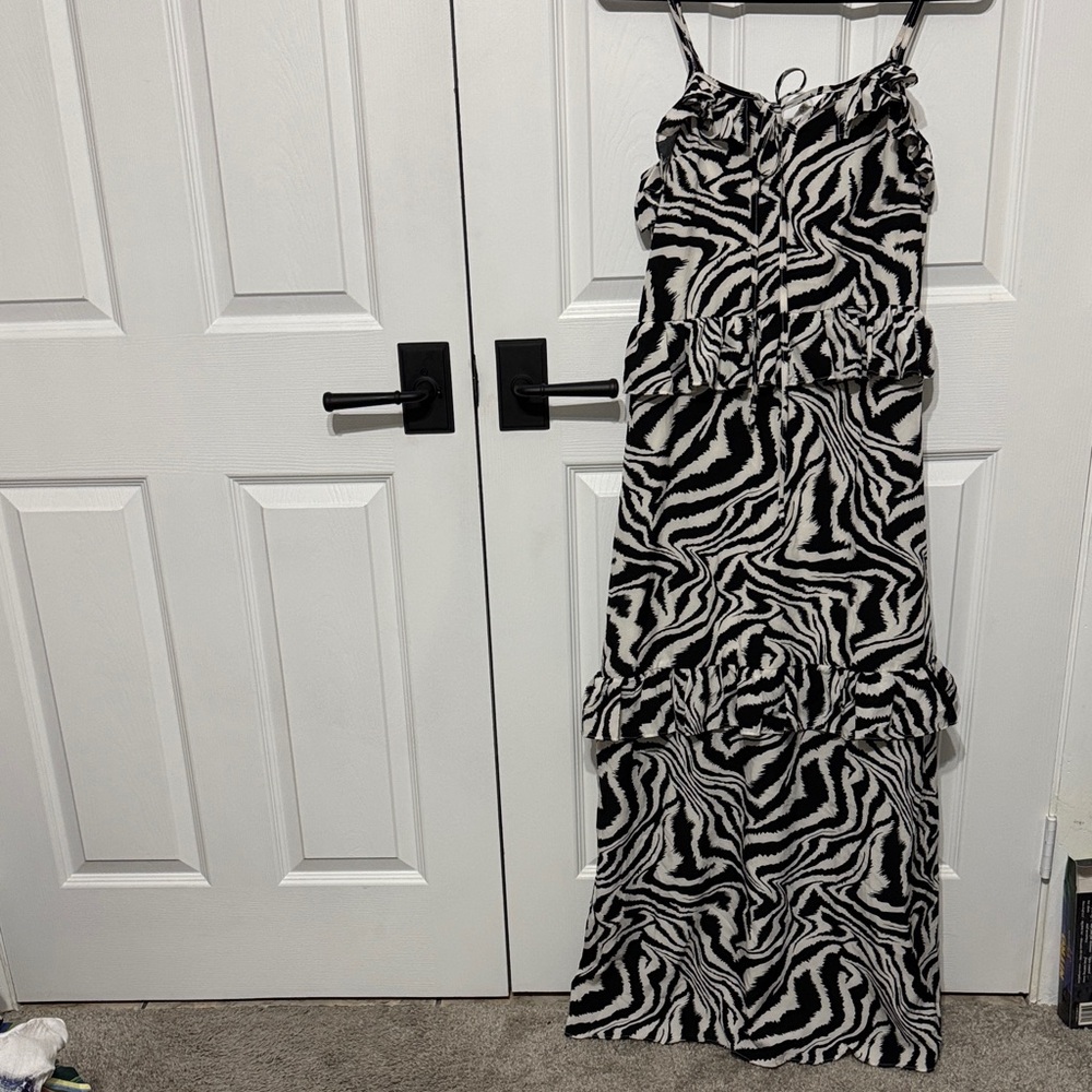 Elegant Black and White Zebra Maxi Dress